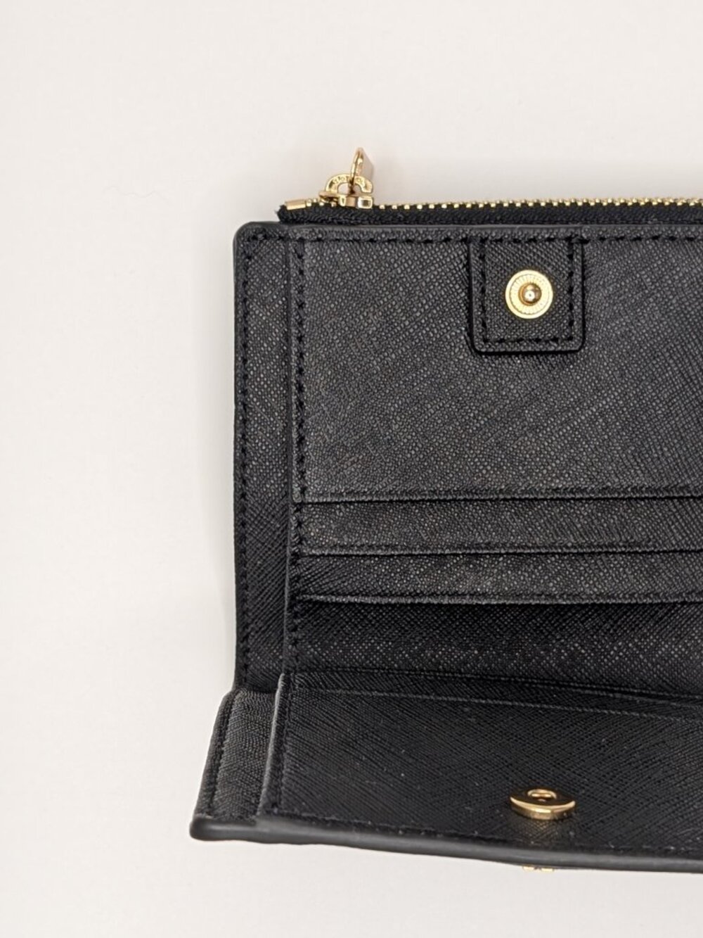 Tory Burch Emerson Mini Wallet Black Saffiano Leather Gold Hardware Bifold - Picture 3 of 4